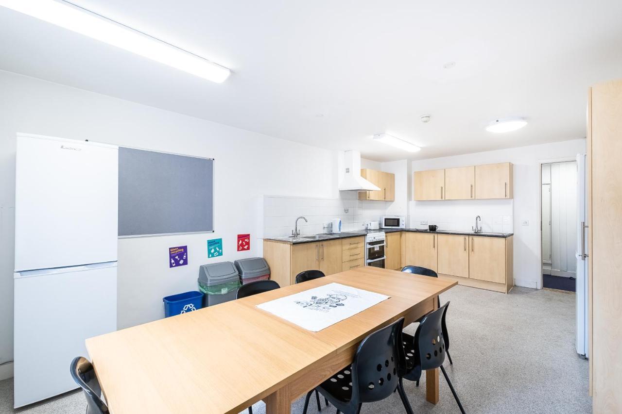 1 Night Free Comfortable Ensuite Rooms, Gillingham - Sk Hoo Εξωτερικό φωτογραφία