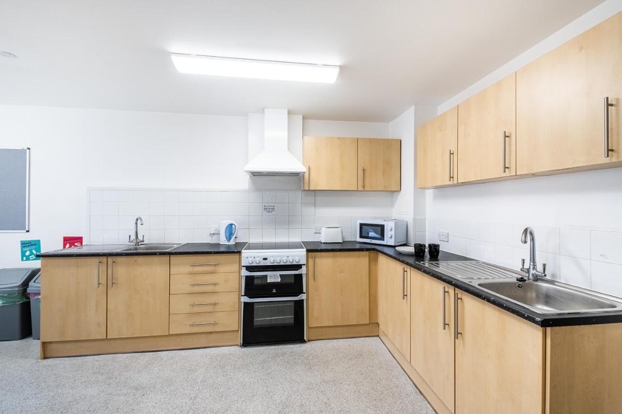1 Night Free Comfortable Ensuite Rooms, Gillingham - Sk Hoo Εξωτερικό φωτογραφία