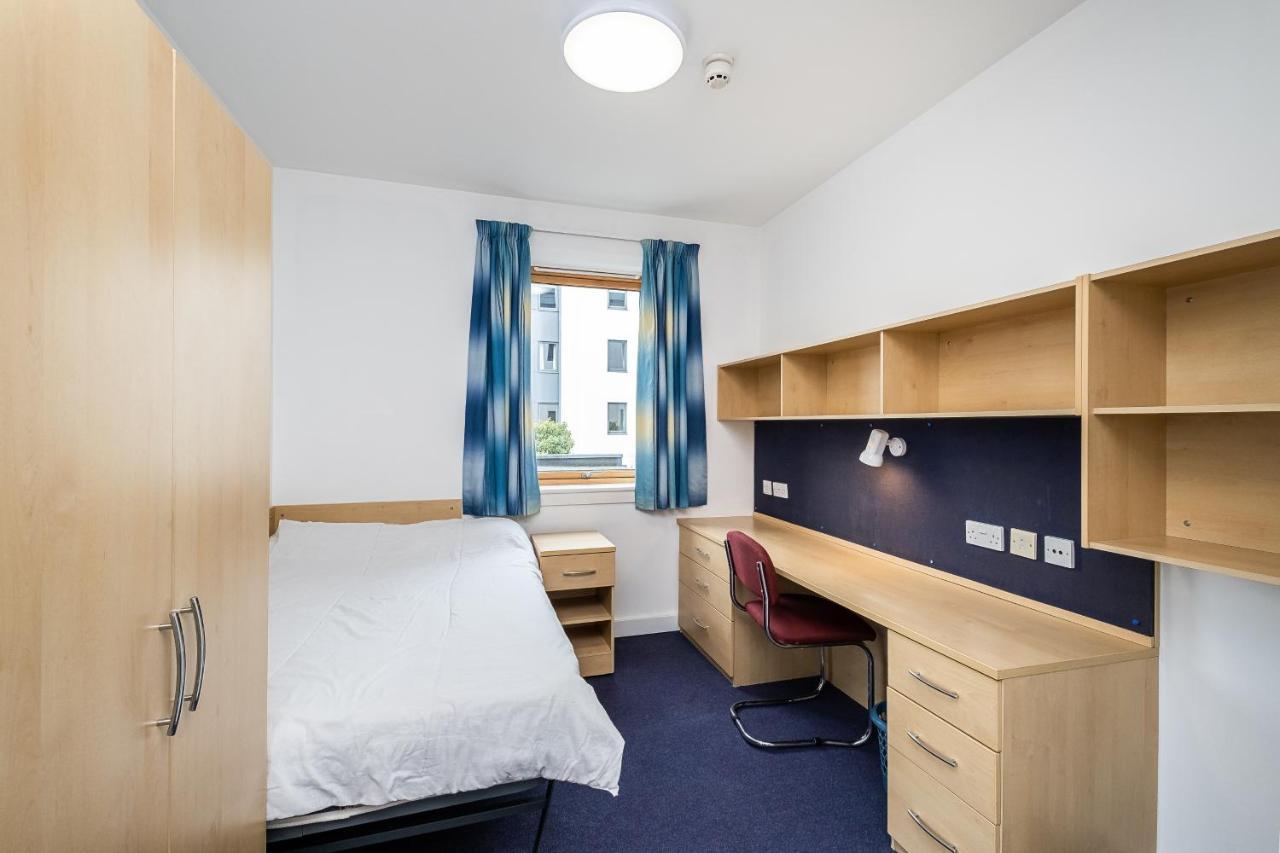 1 Night Free Comfortable Ensuite Rooms, Gillingham - Sk Hoo Εξωτερικό φωτογραφία